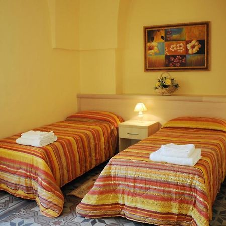 Bed and Breakfast L'Antica Dimora Сан-П'єтро-Вернотіко Екстер'єр фото